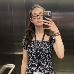 izzyy528 profile picture